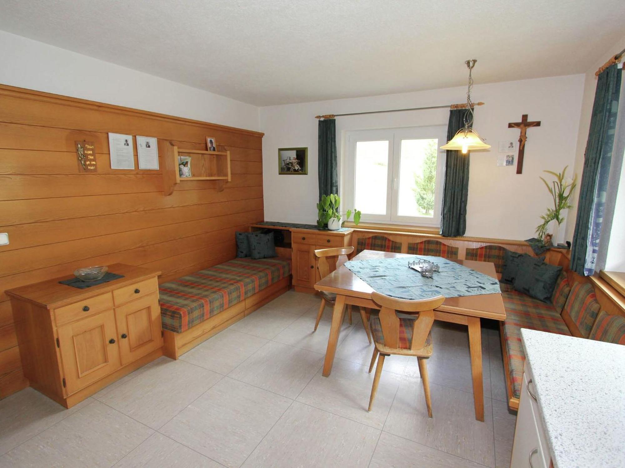 Home With A Wooden Decor And Full Of Atmosphere Außervillgraten 외부 사진