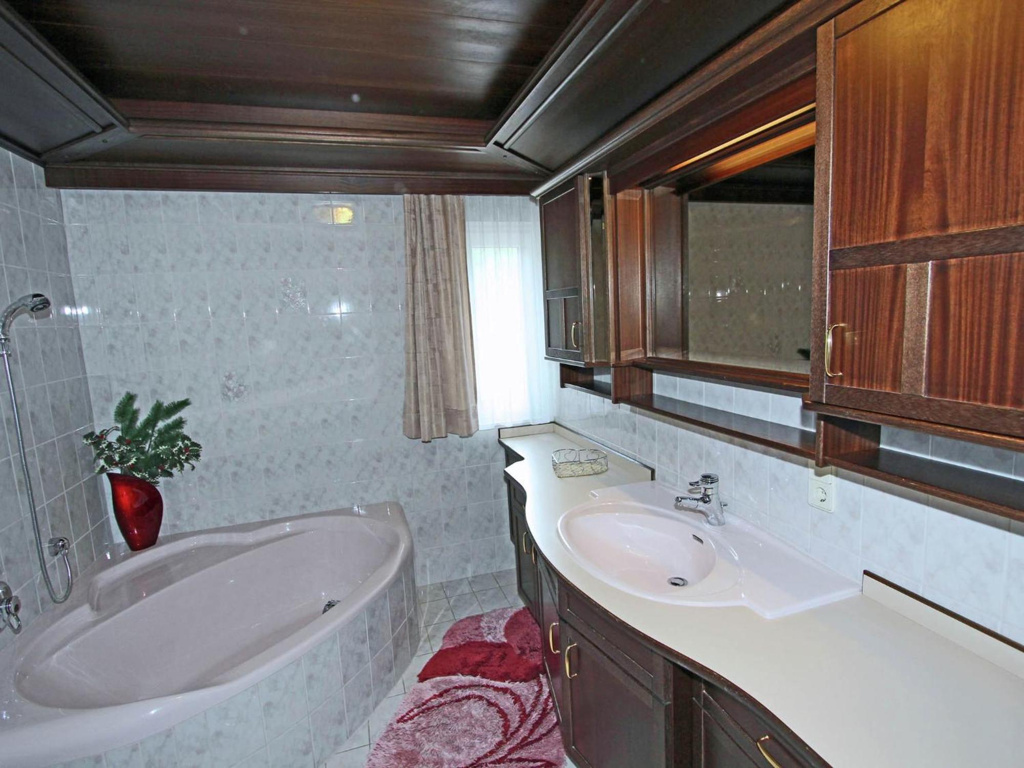 Home With A Wooden Decor And Full Of Atmosphere Außervillgraten 외부 사진