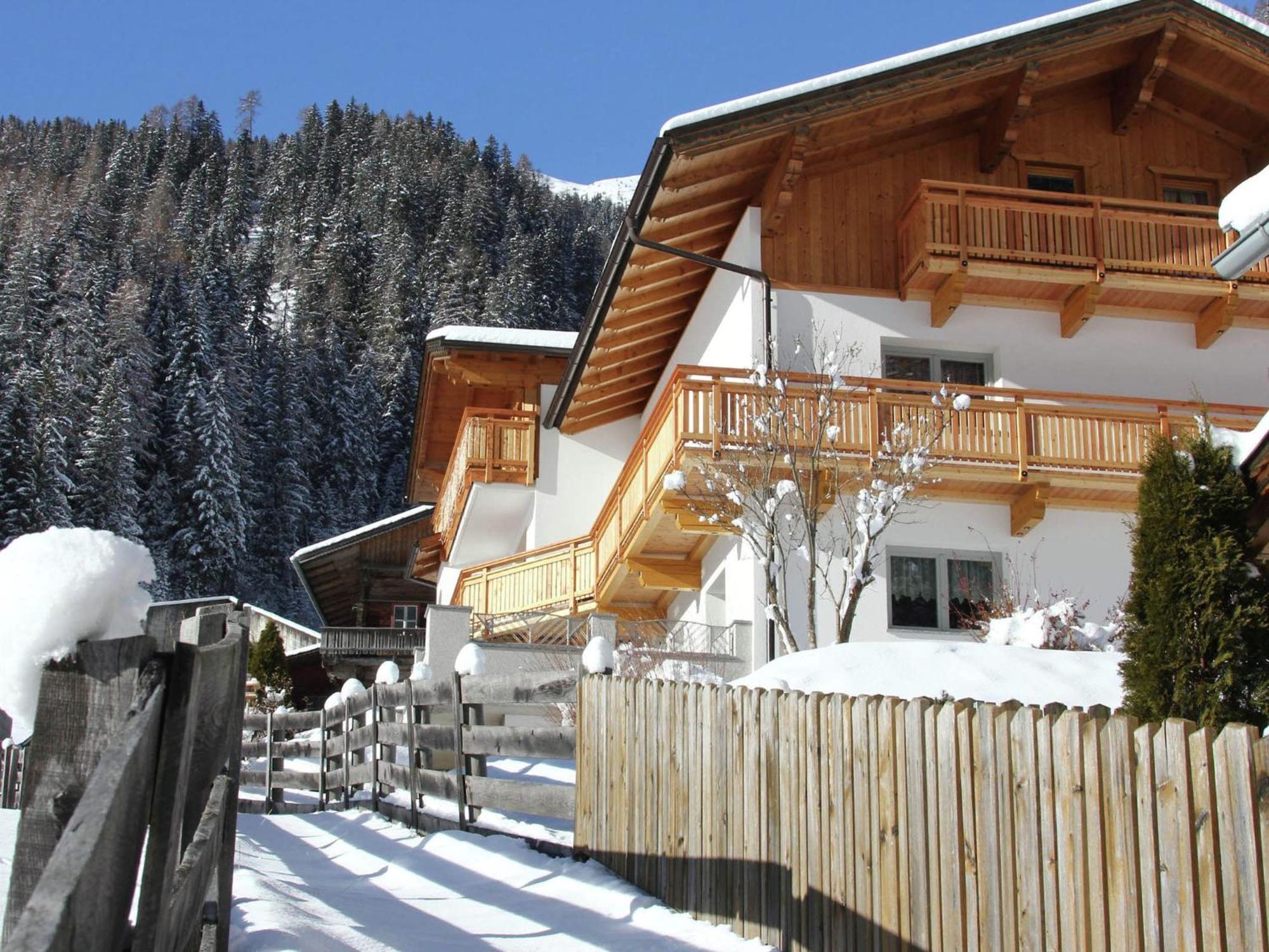 Home With A Wooden Decor And Full Of Atmosphere Außervillgraten 외부 사진